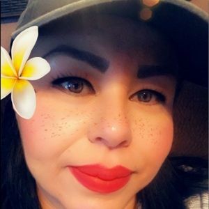 Meet your Posher, Marla